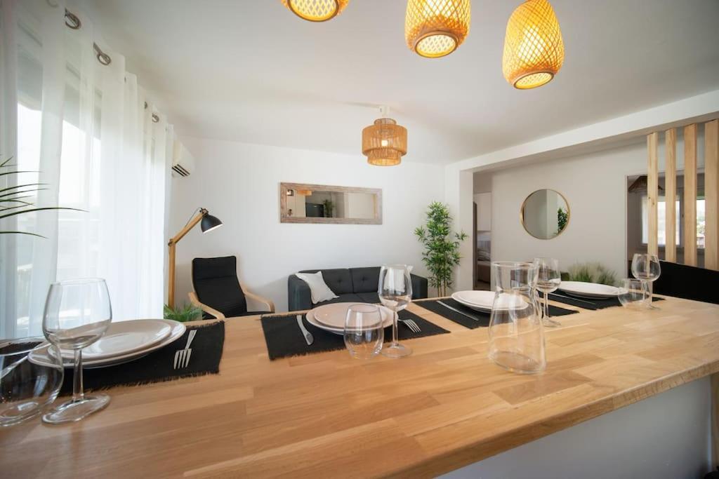 Fully Equipped Apartment With Parking 6 Beds Marseille Extérieur photo
